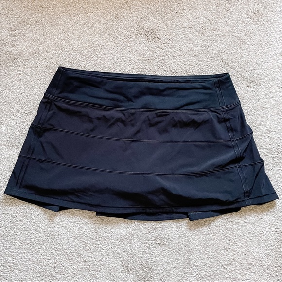 lululemon athletica Dresses & Skirts - NWOT Lululemon Pace Rival skirt